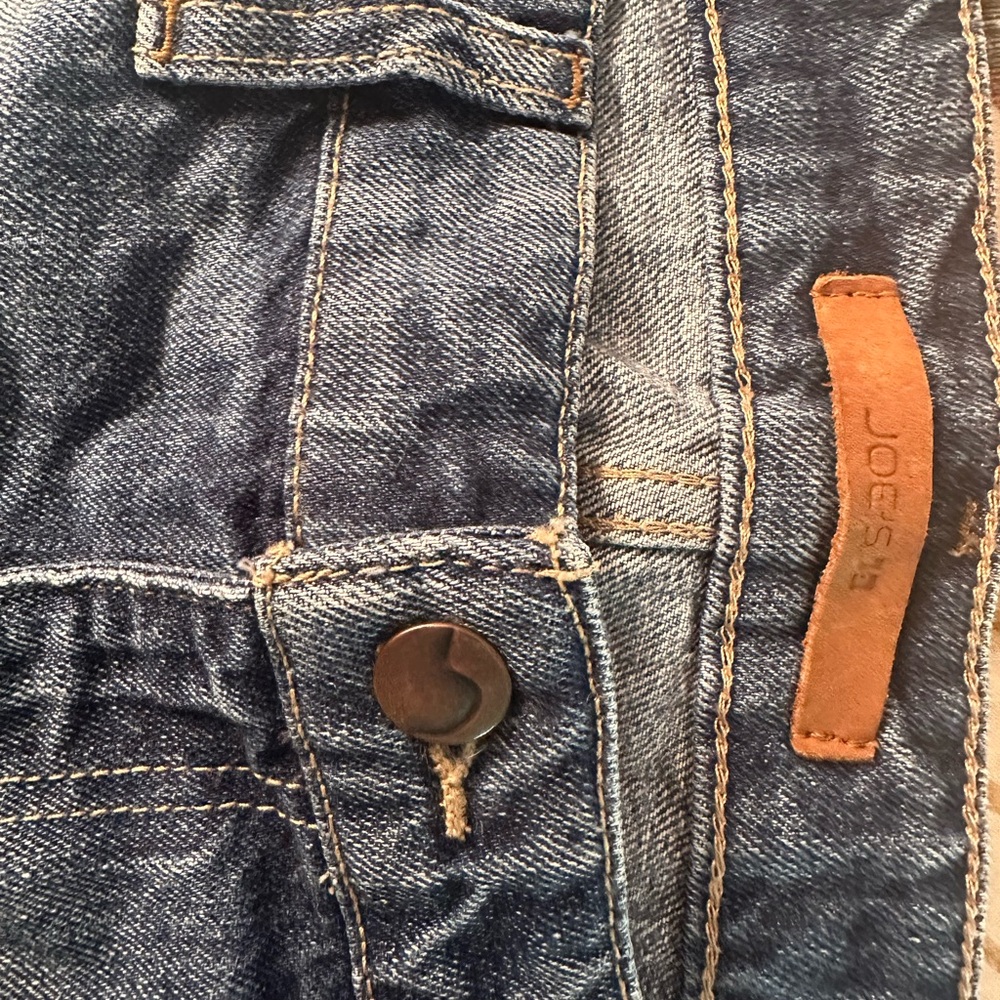 Joe's Jeans Blue Denim with Gold Stitching and Leather Tag